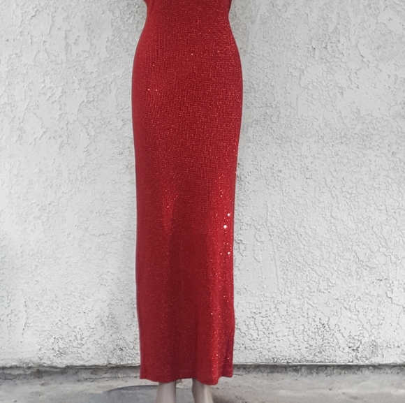 Red Sparkling Halter Gown - Picture 4 of 7